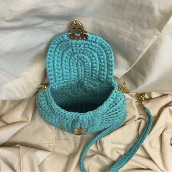 SLING CROCHET BAG - Picture 3 of 4